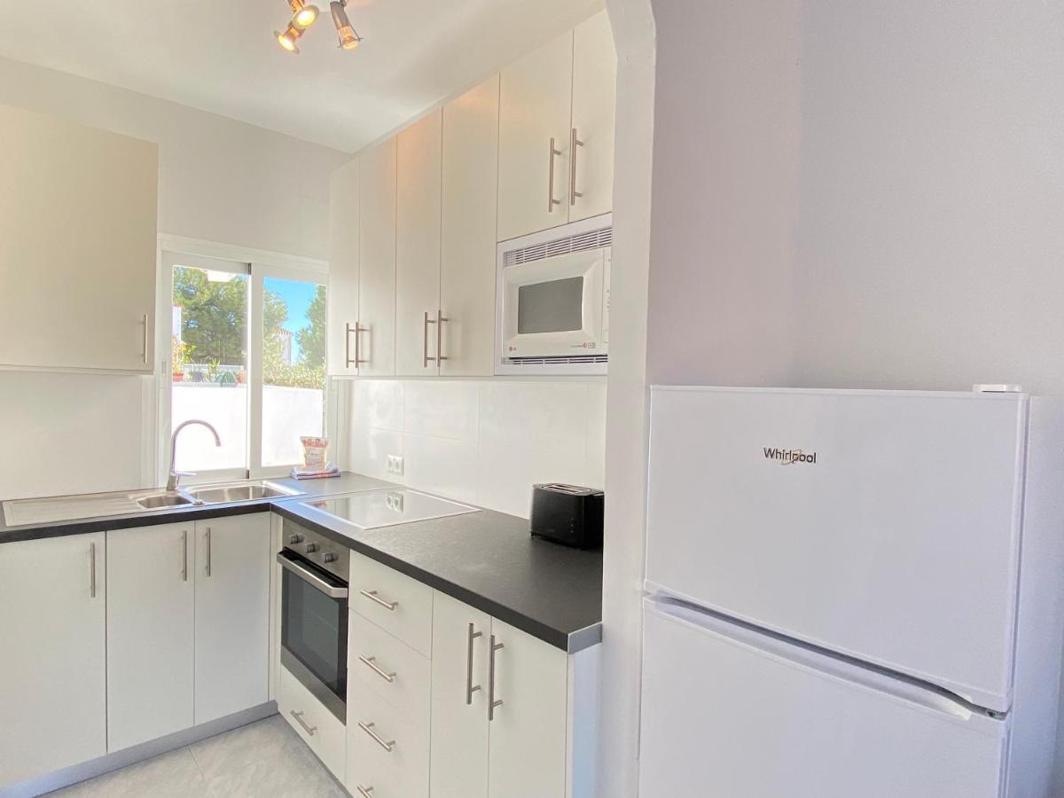 Paraiso Blanco 16A Apartments Casasol نيرخا المظهر الخارجي الصورة